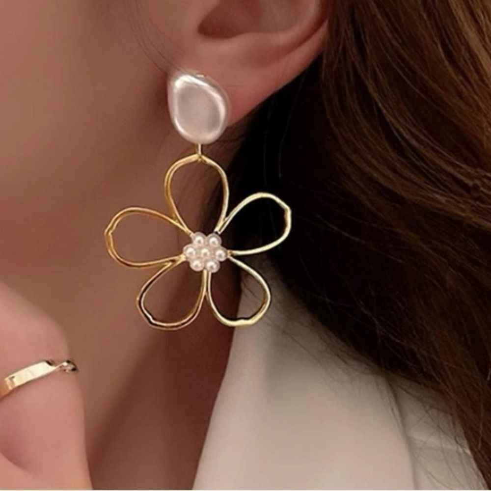 3for$20 NEW 2pcs Faux Pearl Decor Flower Drop Earrings